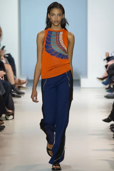 Look 28
